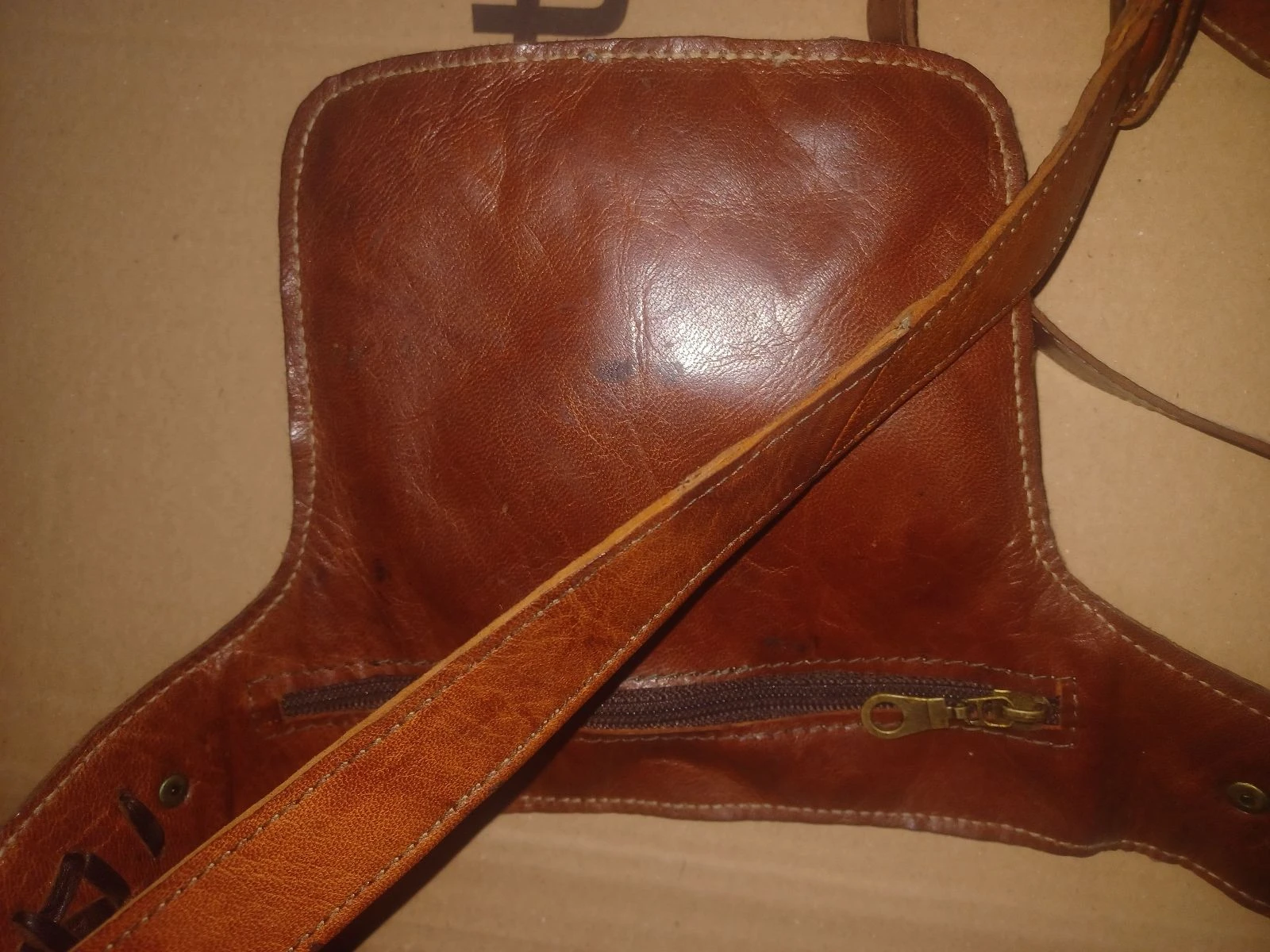 Square crossbody bag – photo 2